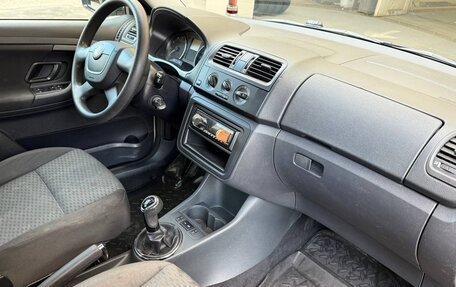 Skoda Fabia II, 2012 год, 490 000 рублей, 9 фотография