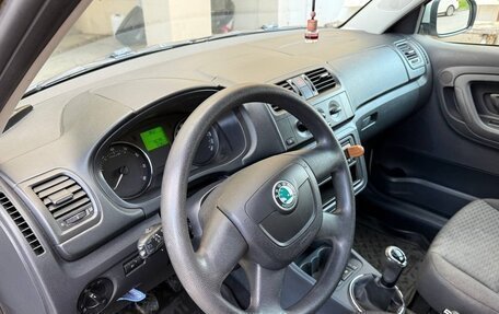 Skoda Fabia II, 2012 год, 490 000 рублей, 5 фотография