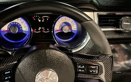 Ford Mustang VI рестайлинг, 2004 год, 7 500 000 рублей, 5 фотография