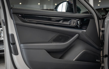 Porsche Panamera, 2025 год, 21 900 000 рублей, 18 фотография