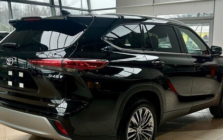 Toyota Highlander, 2025 год, 6 180 000 рублей, 4 фотография