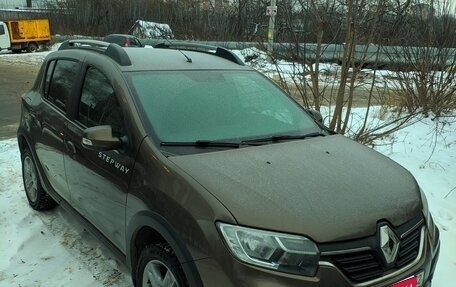 Renault Sandero II рестайлинг, 2019 год, 850 000 рублей, 1 фотография