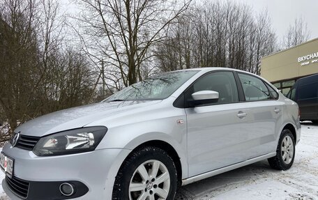 Volkswagen Polo VI (EU Market), 2012 год, 800 000 рублей, 5 фотография