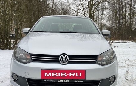 Volkswagen Polo VI (EU Market), 2012 год, 800 000 рублей, 16 фотография