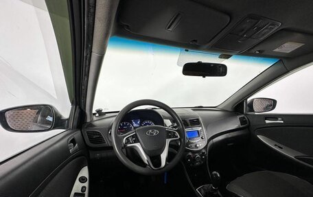 Hyundai Solaris II рестайлинг, 2012 год, 650 000 рублей, 14 фотография