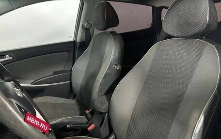 Hyundai Solaris II рестайлинг, 2012 год, 650 000 рублей, 9 фотография