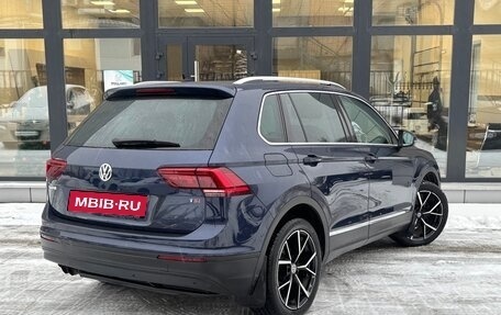 Volkswagen Tiguan II, 2017 год, 1 950 000 рублей, 3 фотография