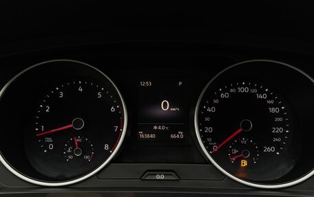 Volkswagen Tiguan II, 2017 год, 1 950 000 рублей, 24 фотография