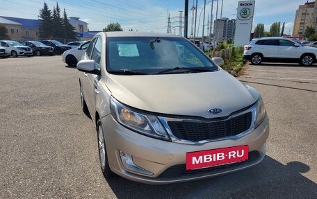 KIA Rio III рестайлинг, 2012 год, 862 000 рублей, 2 фотография