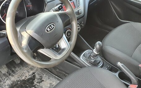 KIA Rio III рестайлинг, 2012 год, 862 000 рублей, 7 фотография