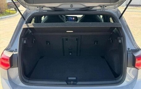 Volkswagen Golf VIII, 2021 год, 2 050 000 рублей, 7 фотография