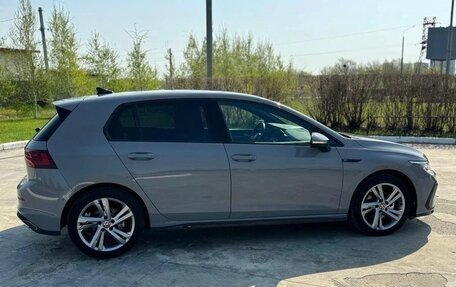 Volkswagen Golf VIII, 2021 год, 2 050 000 рублей, 2 фотография