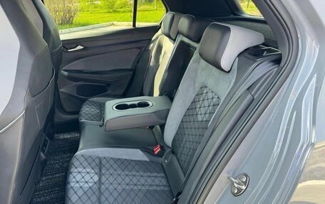 Volkswagen Golf VIII, 2021 год, 2 050 000 рублей, 10 фотография