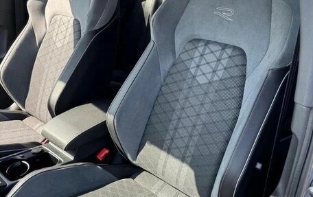 Volkswagen Golf VIII, 2021 год, 2 050 000 рублей, 9 фотография