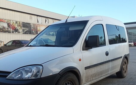 Opel Combo C, 2002 год, 400 000 рублей, 2 фотография