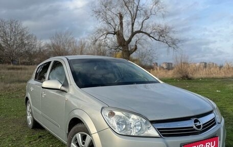Opel Astra H, 2007 год, 390 000 рублей, 1 фотография
