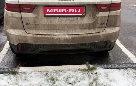 Jaguar E-Pace, 2018 год, 2 500 000 рублей, 14 фотография