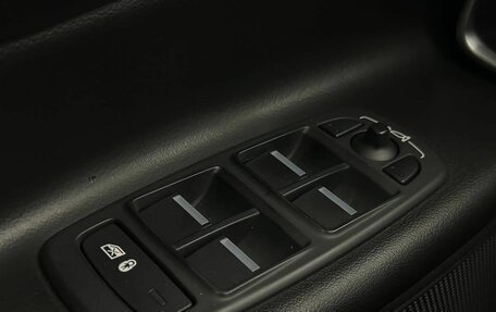 Jaguar XE I рестайлинг, 2016 год, 1 890 000 рублей, 19 фотография