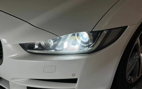 Jaguar XE I рестайлинг, 2016 год, 1 890 000 рублей, 29 фотография