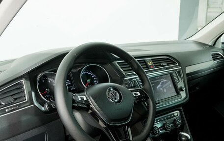 Volkswagen Tiguan II, 2017 год, 1 816 000 рублей, 5 фотография