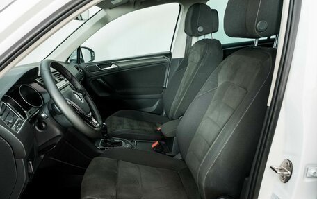 Volkswagen Tiguan II, 2017 год, 1 816 000 рублей, 6 фотография