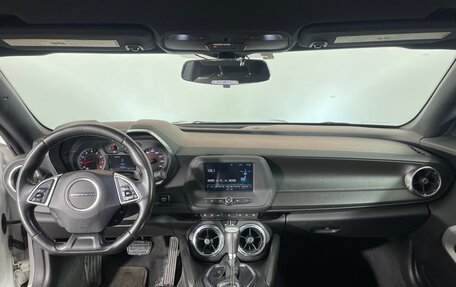 Chevrolet Camaro VI, 2018 год, 2 750 000 рублей, 12 фотография