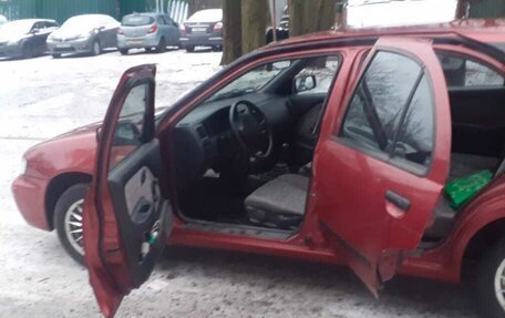 Nissan Almera, 1997 год, 330 000 рублей, 2 фотография