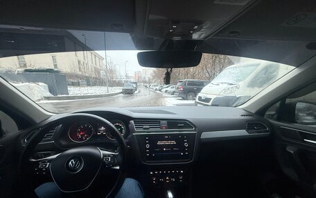 Volkswagen Tiguan II, 2017 год, 2 000 000 рублей, 4 фотография