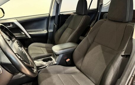 Toyota RAV4, 2015 год, 2 299 000 рублей, 27 фотография