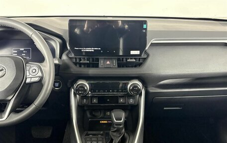 Toyota RAV4, 2025 год, 4 500 000 рублей, 16 фотография