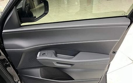 Volkswagen Teramont, 2025 год, 6 200 000 рублей, 13 фотография