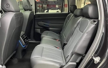 Volkswagen Teramont, 2025 год, 6 200 000 рублей, 22 фотография