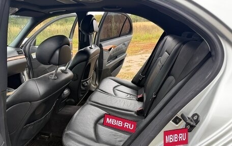 Mercedes-Benz E-Класс, 2003 год, 710 000 рублей, 11 фотография