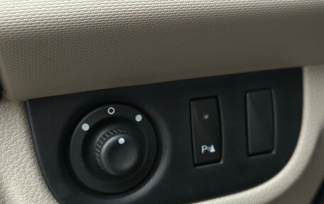 Renault Logan II, 2014 год, 555 000 рублей, 8 фотография