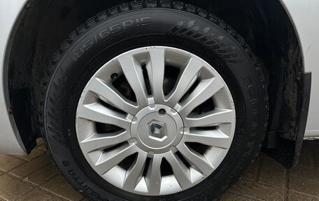 Renault Logan II, 2014 год, 555 000 рублей, 24 фотография