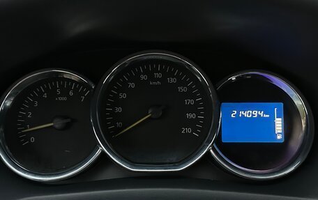 Renault Logan II, 2014 год, 555 000 рублей, 22 фотография