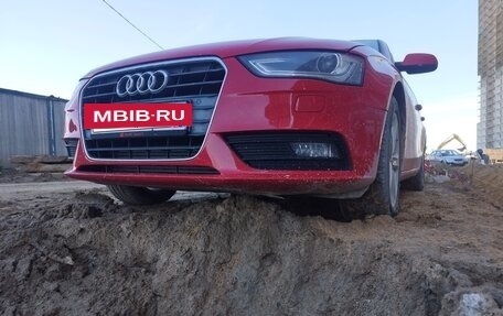 Audi A4, 2014 год, 1 300 000 рублей, 9 фотография