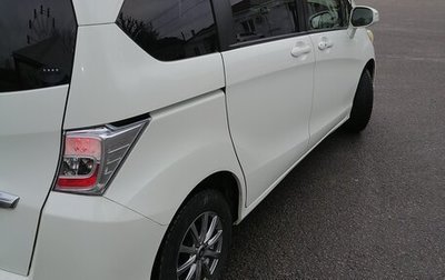 Honda Freed I, 2012 год, 1 550 000 рублей, 1 фотография