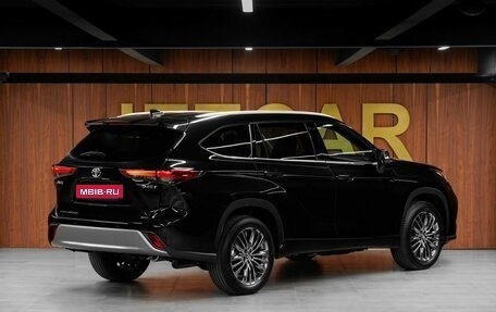 Toyota Highlander, 2025 год, 5 980 000 рублей, 5 фотография