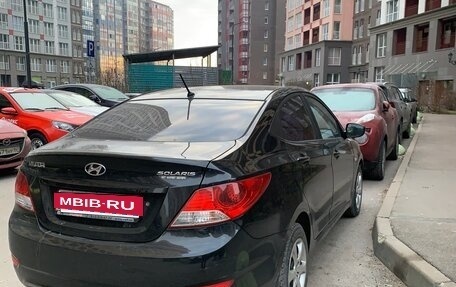 Hyundai Solaris II рестайлинг, 2011 год, 565 000 рублей, 4 фотография