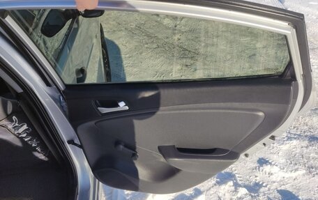 Hyundai Solaris II рестайлинг, 2012 год, 670 000 рублей, 15 фотография