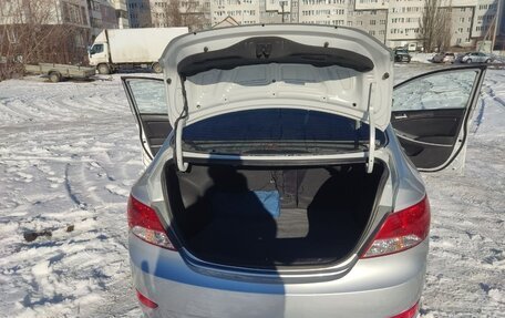 Hyundai Solaris II рестайлинг, 2012 год, 670 000 рублей, 22 фотография