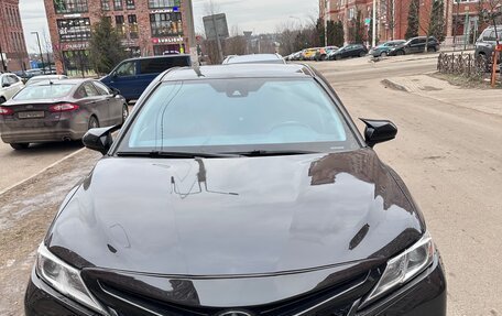Toyota Camry, 2019 год, 1 750 000 рублей, 6 фотография