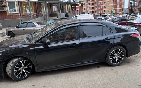 Toyota Camry, 2019 год, 1 750 000 рублей, 5 фотография