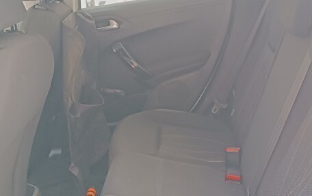 Peugeot 208 II, 2013 год, 620 000 рублей, 13 фотография