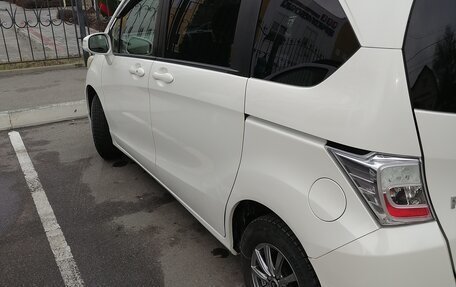 Honda Freed I, 2012 год, 1 550 000 рублей, 3 фотография