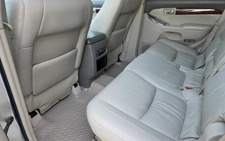 Toyota Land Cruiser Prado 120 рестайлинг, 2006 год, 1 780 000 рублей, 10 фотография