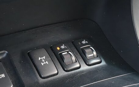 Toyota Land Cruiser Prado 120 рестайлинг, 2006 год, 1 780 000 рублей, 19 фотография