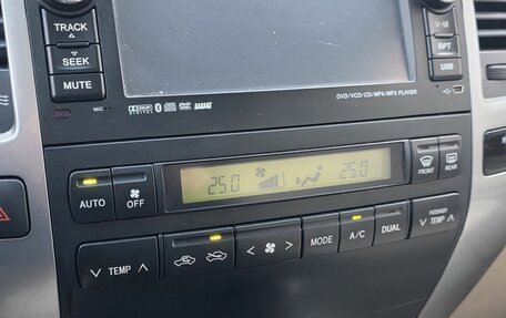 Toyota Land Cruiser Prado 120 рестайлинг, 2006 год, 1 780 000 рублей, 14 фотография