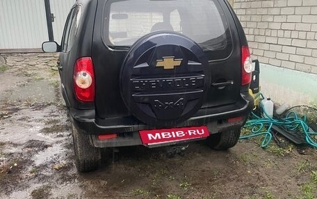 Chevrolet Niva I рестайлинг, 2004 год, 250 000 рублей, 3 фотография